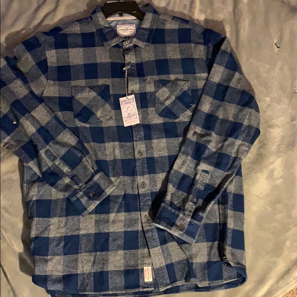 (Sold)Men’s XXL flannel shirt NWT